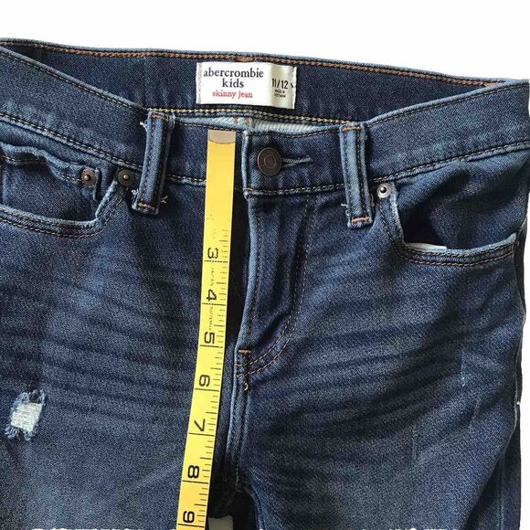 Abercrombie Kids Girls Skinny Jean Denim Distressed Ripped Size 11/12 Dark Wash - Picture 6 of 8